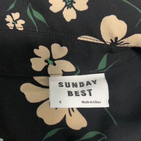 Aritzia Sunday best blouse - Picture 2 of 2